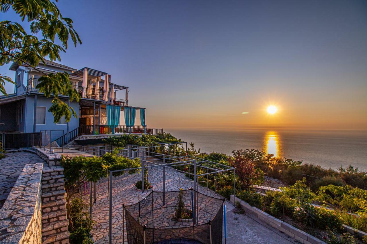 Villa Matula Kalamítsi Exterior foto